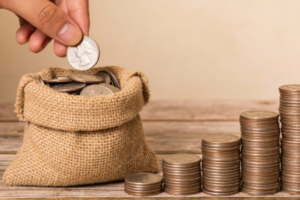 Tesouro Direto ou poupança? Saiba em qual deixar o seu dinheiro fica muito mais claro quando Kelsem Ricardo Rios Lima explica risco, rentabilidade e liquidez de forma objetiva.